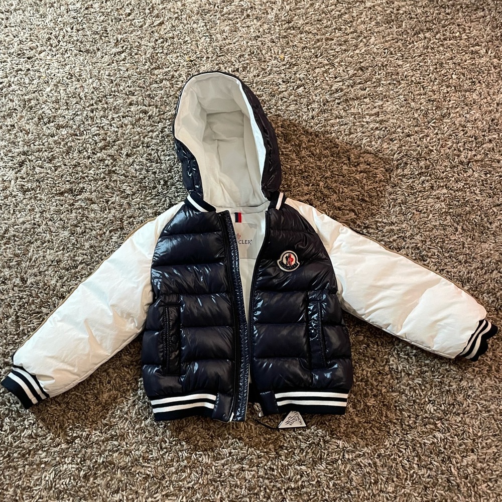 MONCLER, SIZE 2, COLORS NAVY BLUE AND WHITE